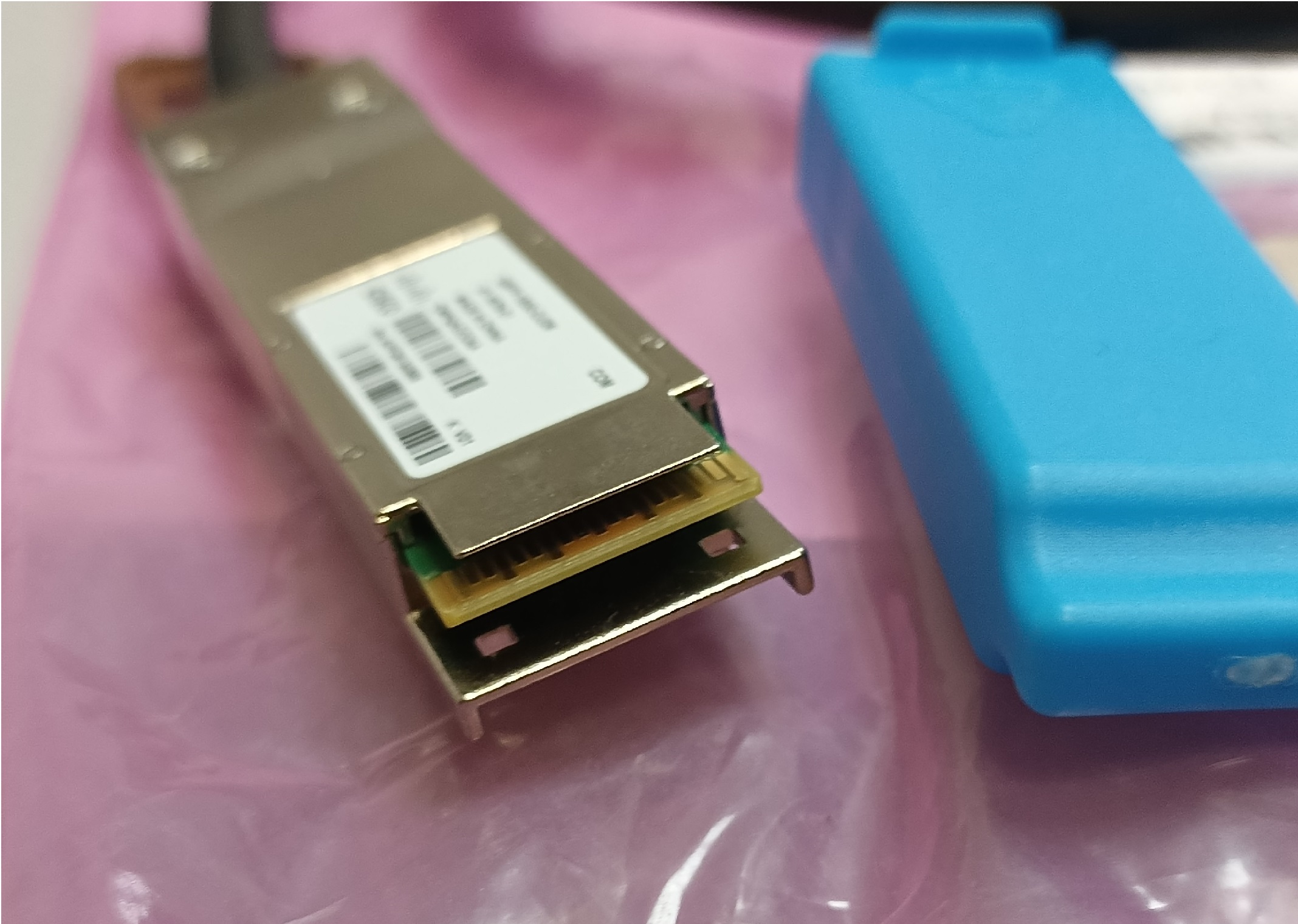 QSFP-100G-CU5M (ch)
