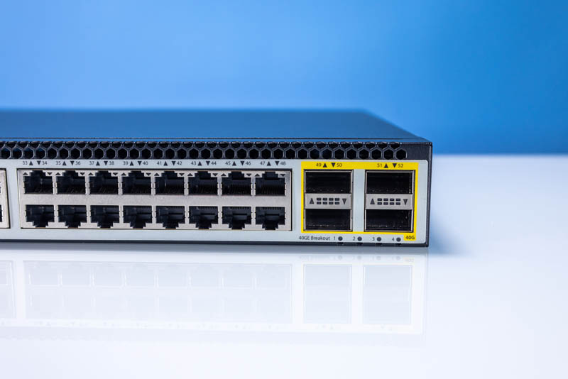 S5850-48T4Q (ch)