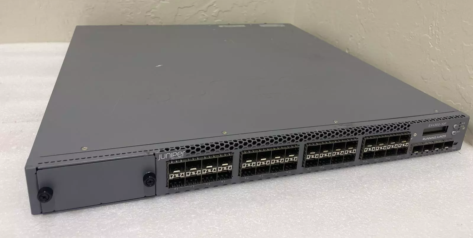 EX4300-32F (Ch)