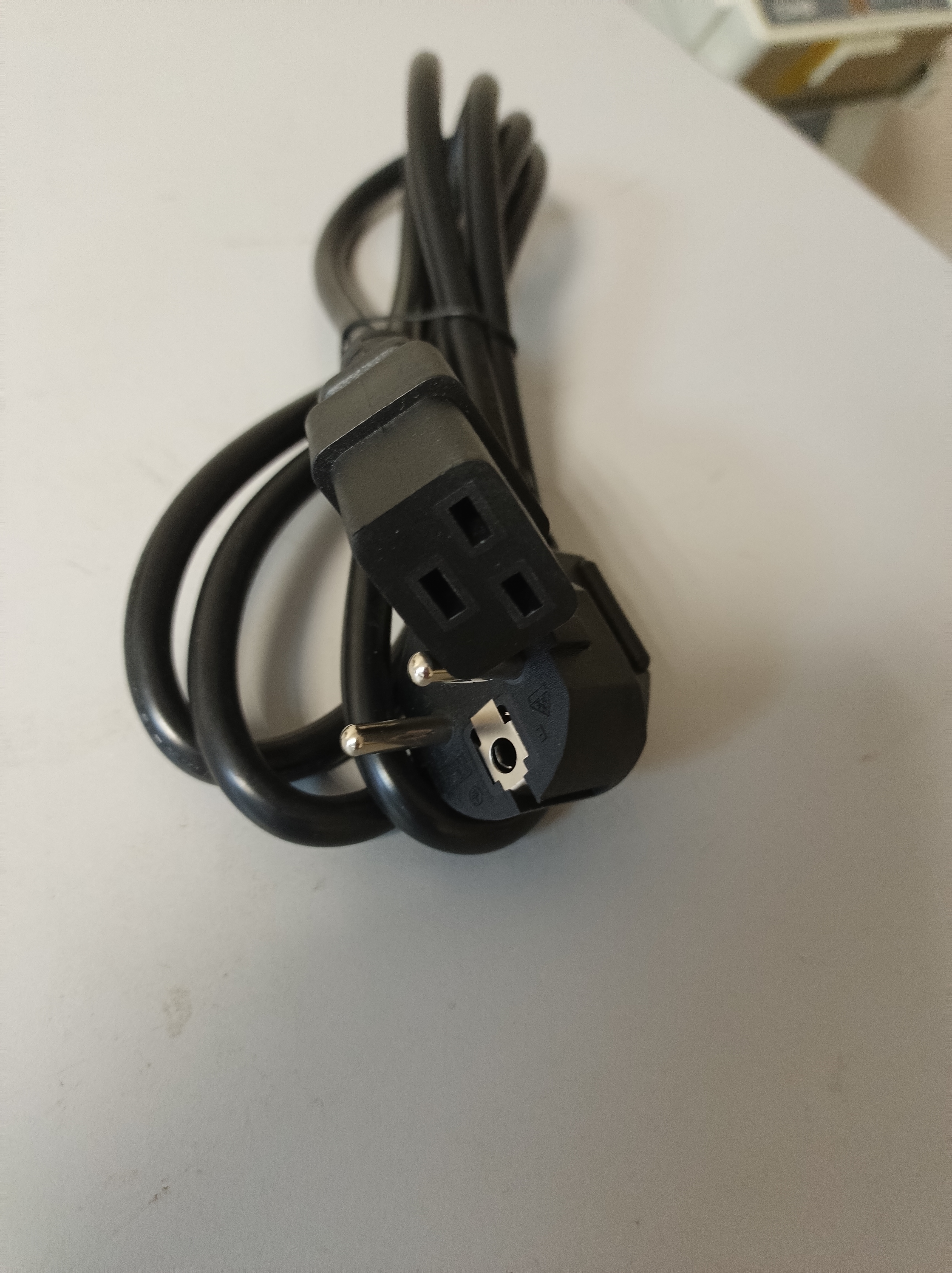 CAB-CEE77-C19-EU (ch)