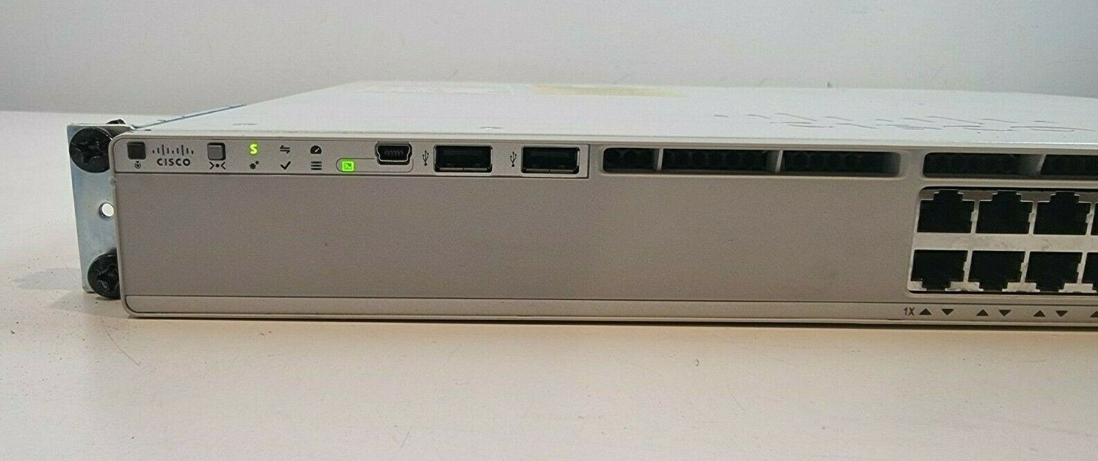 C9200-24P-E (Ch)