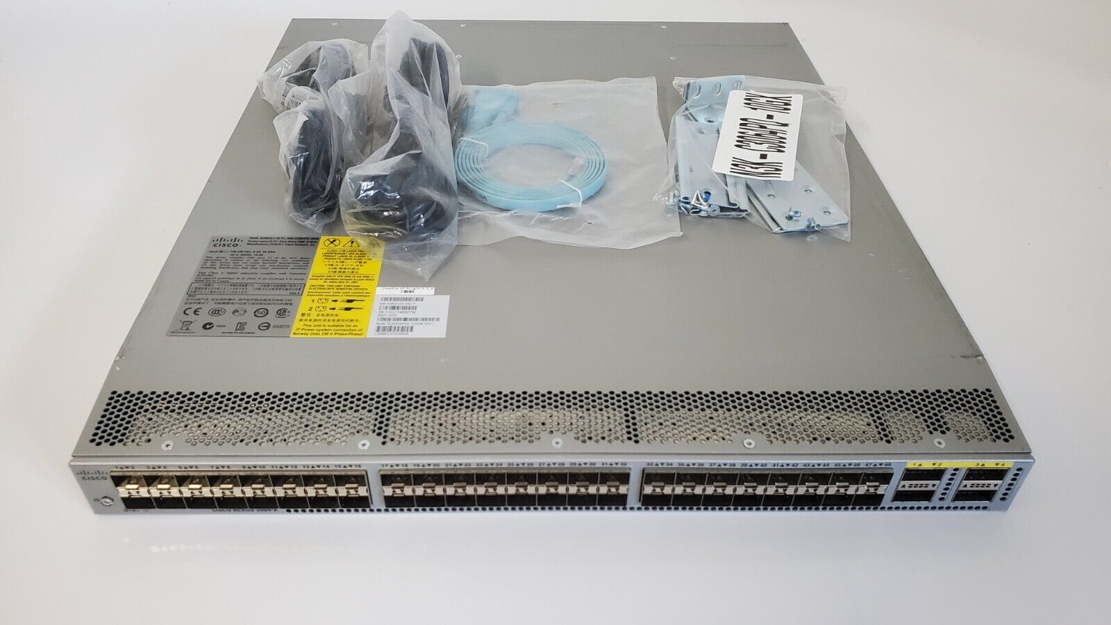 N3K-C3064TQ-10GT (Ch)