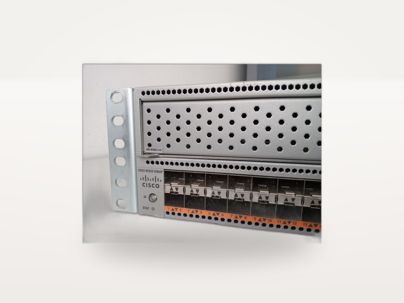 N5K-C5596UP (Ch)